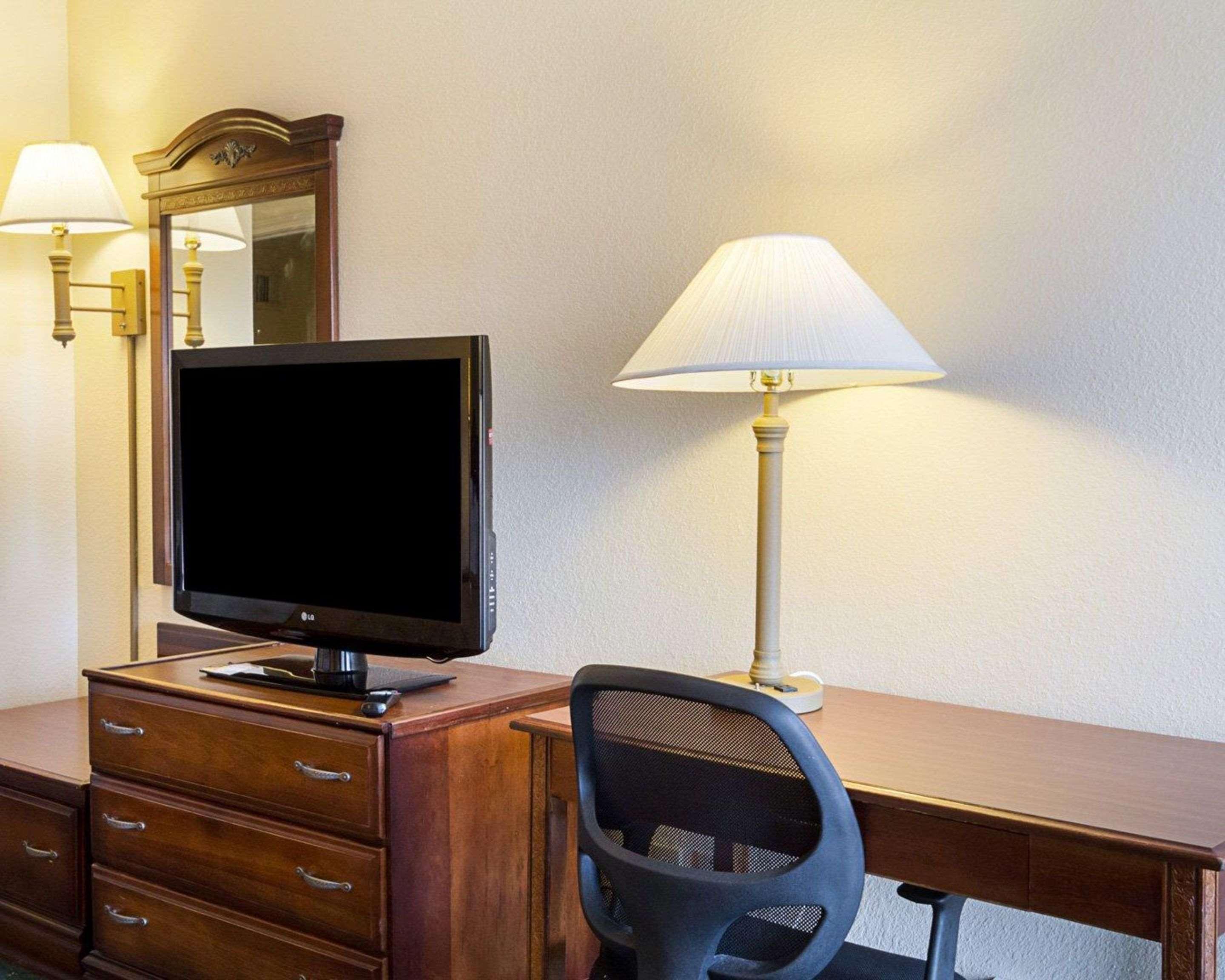 Motel 6 Jackson Ms Southwest Екстериор снимка
